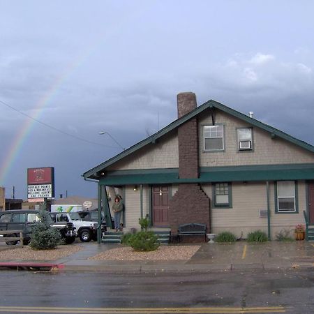 Buffalo Pointe Inn Williams Dış mekan fotoğraf